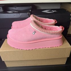 UGG Tazz Women’s Slippers Love ‘25 Pink Size 5 6 7 8 9  