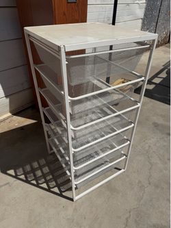 Metal cabinet