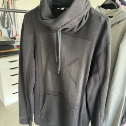 Black turtle neck, Ck jeans SWEATSHIRT - M