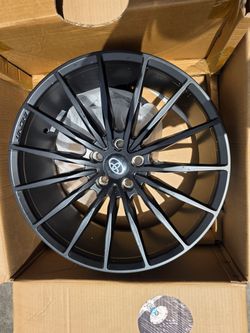 18"new TOYOTA CAMRY/CH-R Wheels With New Tires