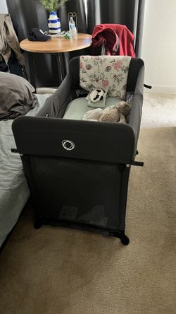 Bugaboo Stardust travel Crib, portable play yard