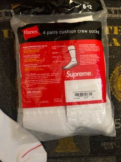 Supreme socks