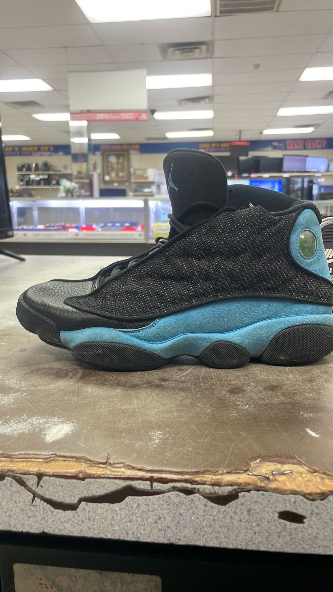 Jordan 13 Retro Black University Blue