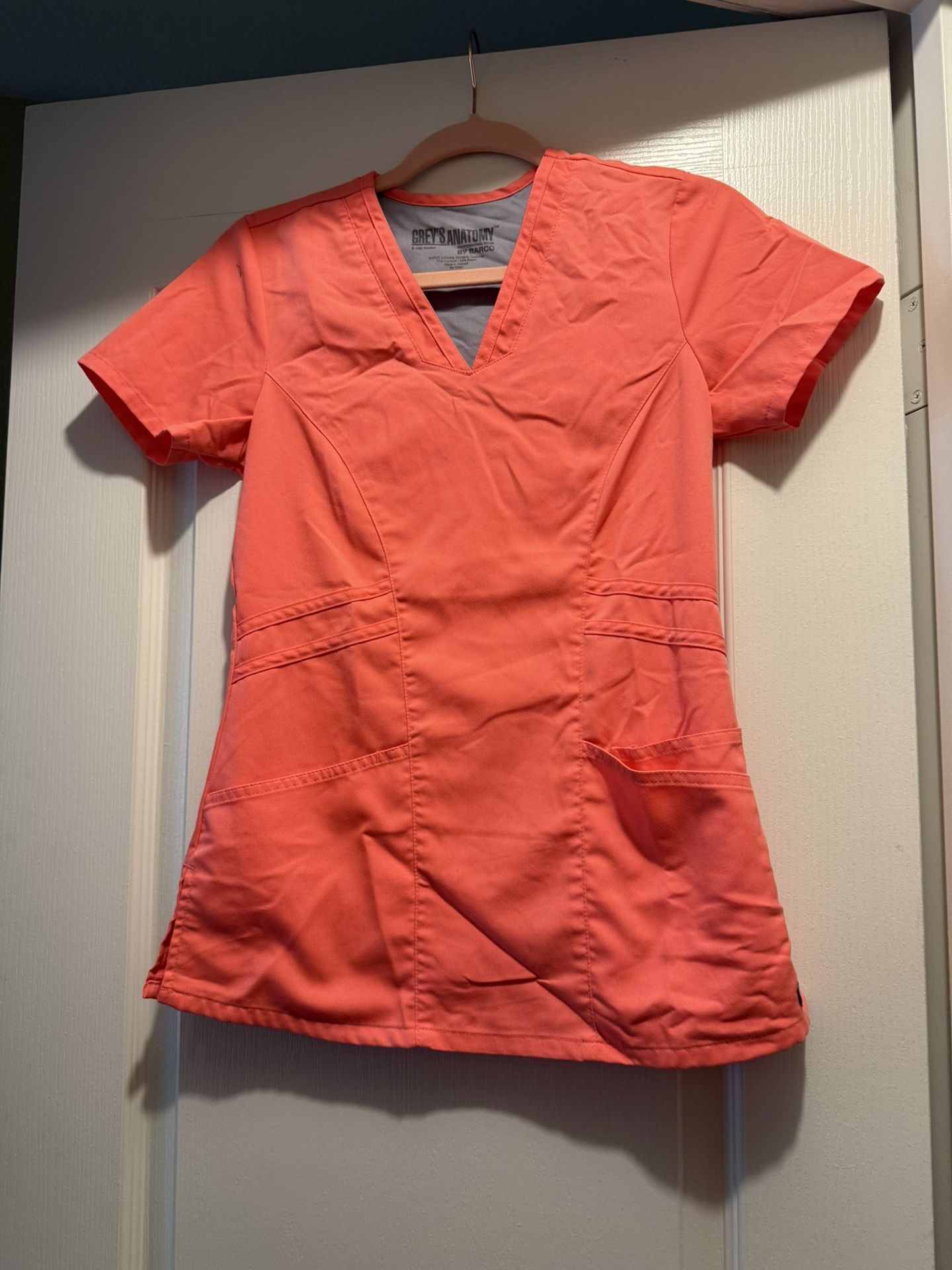 Grey’s Anatomy XXS Bright Papaya/coral Scrub Top