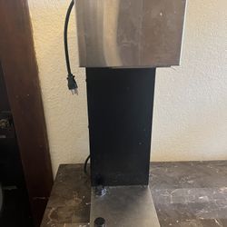 Commercial Grade Coffee Brewer Bunn