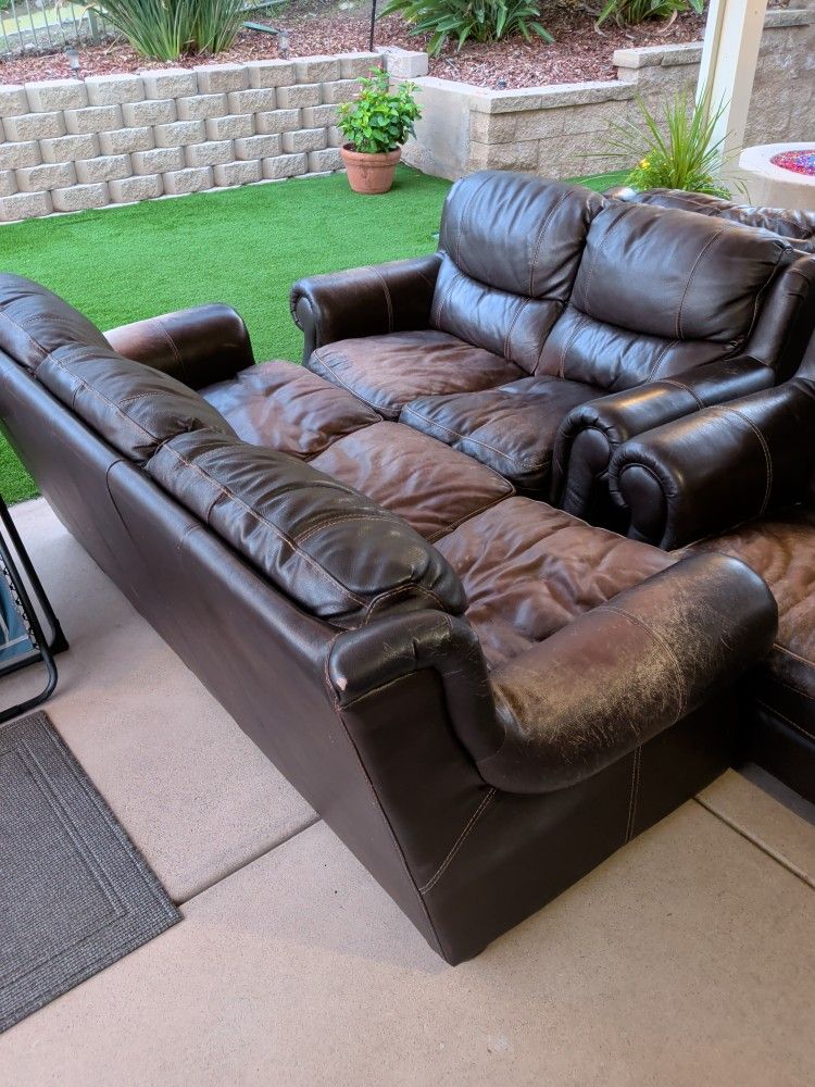 Sofa set