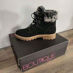 NEW CORKY’S CHALLENGE FAUX FUR BLACK BOOTS