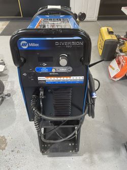 Miller Diversion 180 Welding Machine *TANK AND CART INCLUDED*
