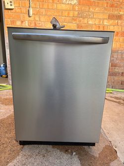 FRIGIDAIRE STAINLESS STEEL DISHWASHER LAVAPLATOS MUY BUENO