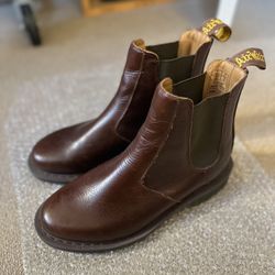 Dr martens victor chelsea boot new arrivals