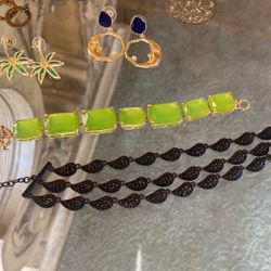 Costume Jewelry Lot - 25 Items 