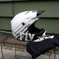 Helmet Fly Racing NEW