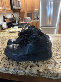 Nike Air Force 1 Black