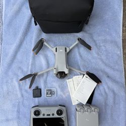 DJI Mini 3 Pro & Fly More Kit