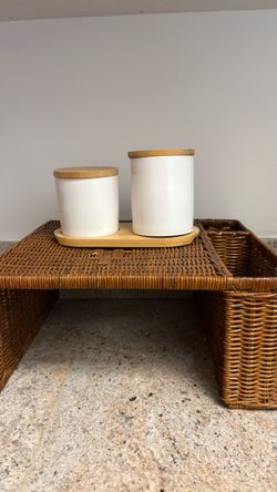Containers with lids