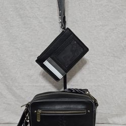 EUC Camera Crossbody Bag with Strap And Wristlet Wallet - Universal Thread Black