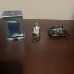 Disney Star Wars Galaxy’s Edge Droid Mystery Figure - LM-7B