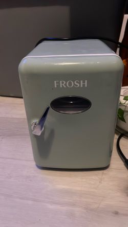 Mini fridge