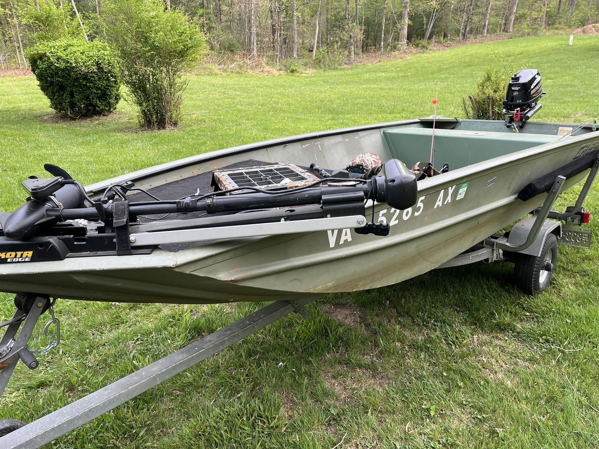 2000 Crestliner 1448