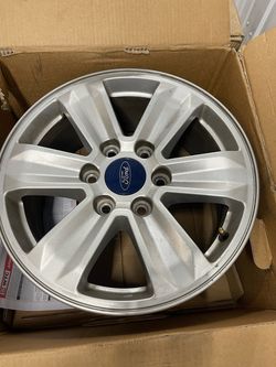 Ford Silver Alloy Wheel Rim