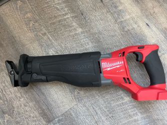 Milwaukee M18 FUEL 18V Lithium-Ion Brushless Cordless Super SAWZALL Reciprocating Saw (Tool-Only)