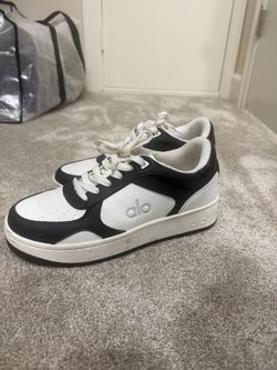 Women’s ALO sneakers size 10