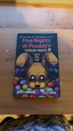 Five Nights at Freddy's Fazbear Frights #1: Into the Pit