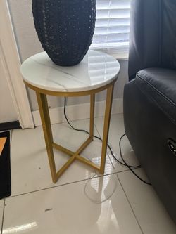 Corner And Coffee Table Set