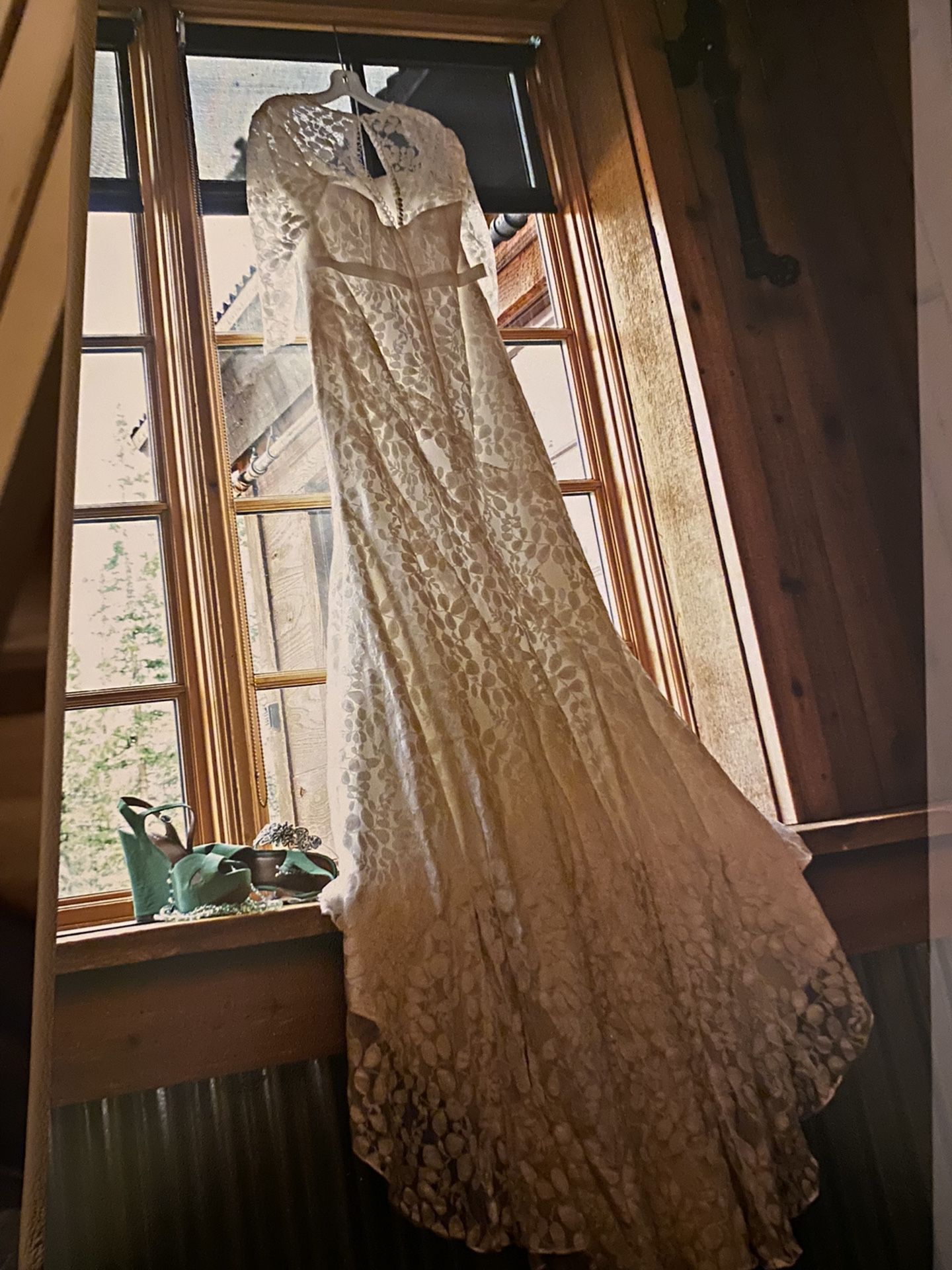 Size 14 Wedding Dress With Lace Sleeves