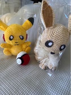 Crochet Pokémon and Eevee