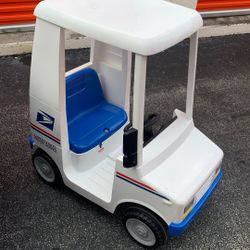 Kid Trax 6V USPS Mail Truck Ride-On Toy for Kids, Ages 3-5, Max Weight 60 lb,...