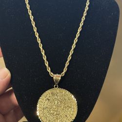 14k Aztec Pendant