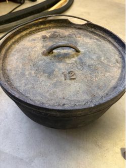 Lodge 6qt Dutch oven