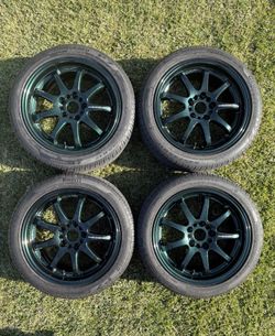 Work Emotion XD9 17x7.5 +42 5x114.3