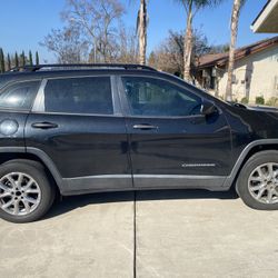 2015 Jeep Cherokee Sport 