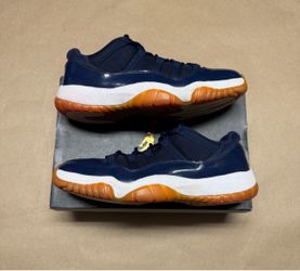 Nike Air Jordan 11 XI Retro Low Navy Gum Mens size 11.5 Basketball Shoes Rare!