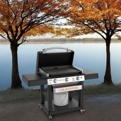 Blackstone 28” outdoor griddle black floor model 