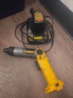 Dewalt 920 With battery and charger