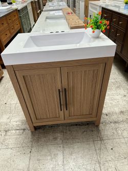 Bathroom cabinet