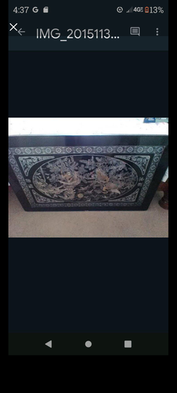 Floor table