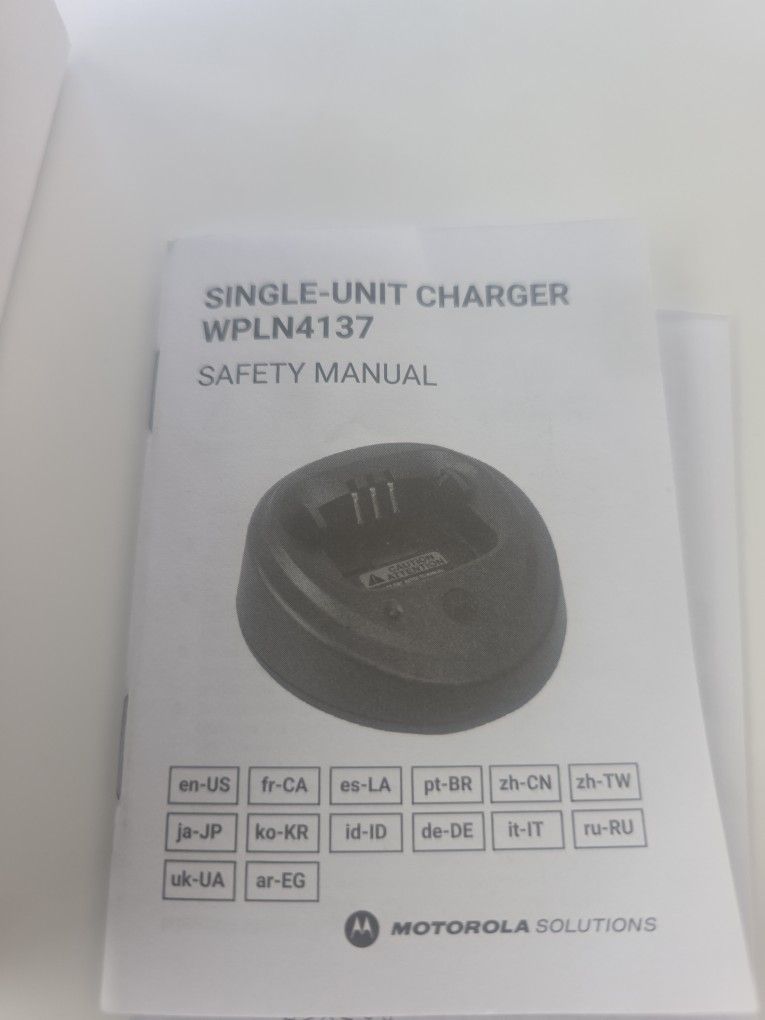 Motorola Single Unit Charger W/ Power Adapter