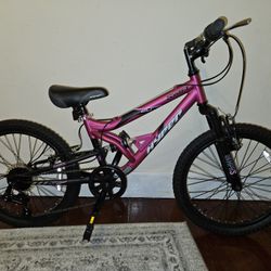 20" Bike "HYPER SWIFT" Youth BRAND NEW