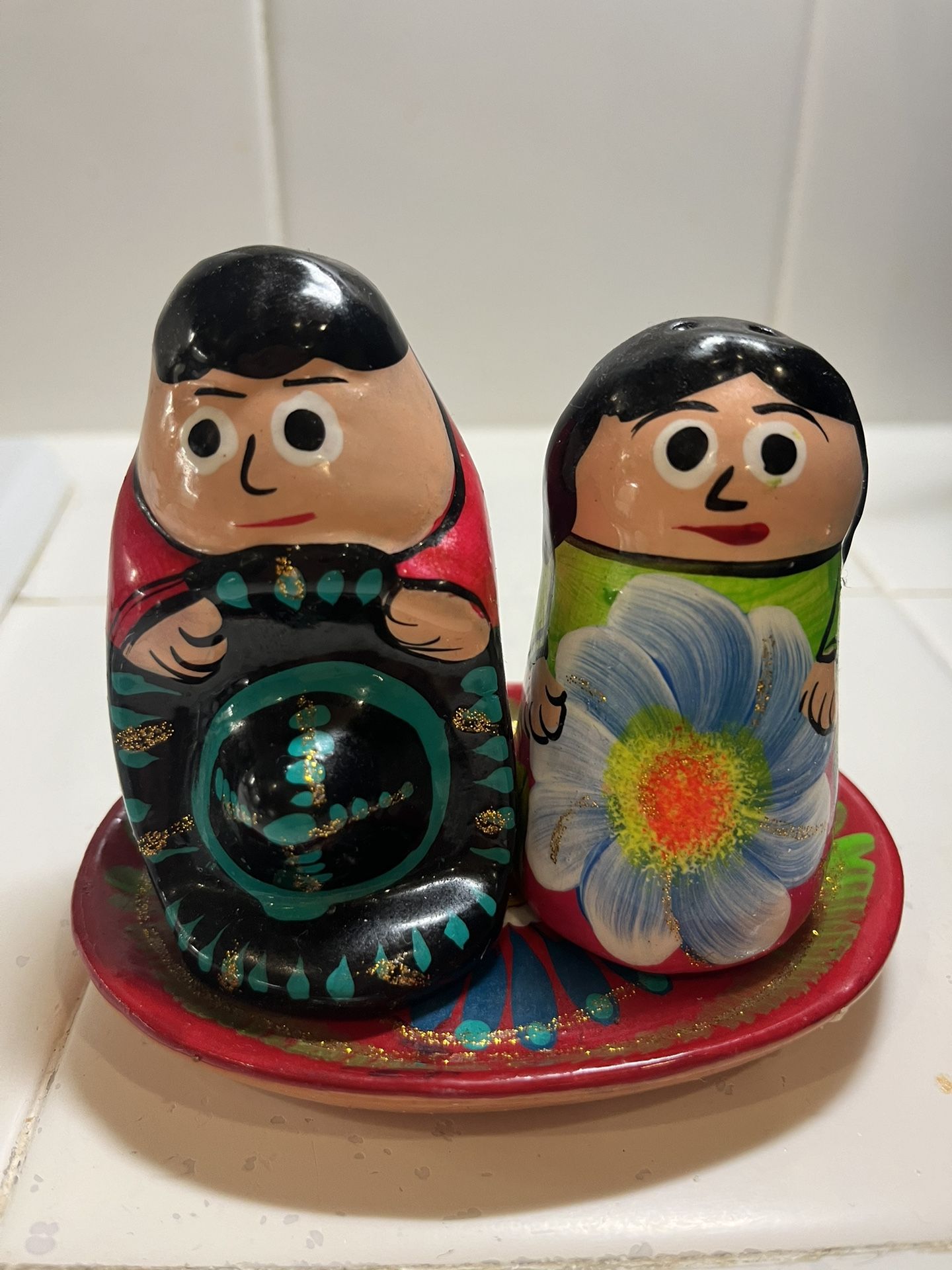 Salt & Pepper Shakers