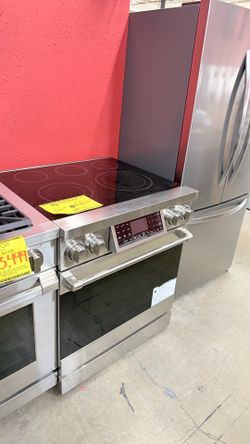 36 INCH ELECTROLUX ION STOVE