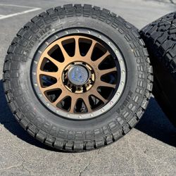  35” tires new 35x12.50r20 8 lug 8x170 rims wheels Ford F250 F-250 