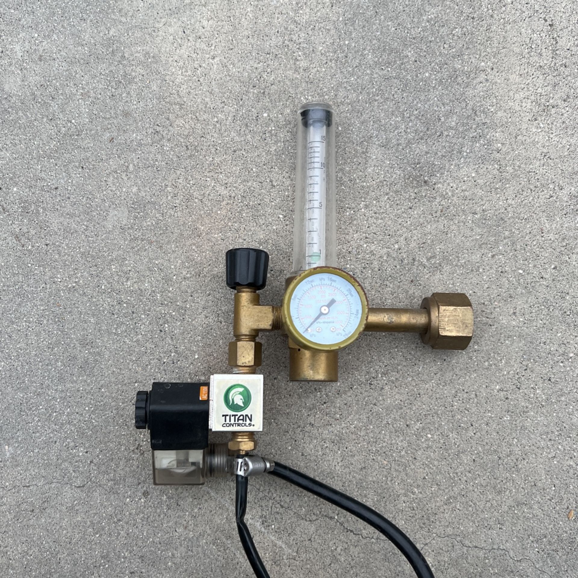 Titan Co2 Regulator
