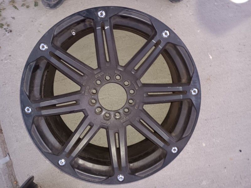 Eagle Alloy Rims. 20x9 Raven Black. New. Set Nice!