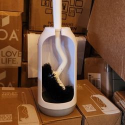 Bathroom Brush 
