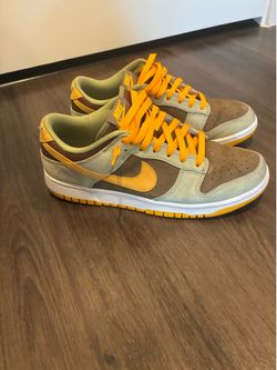 Nike dunks size 10.5