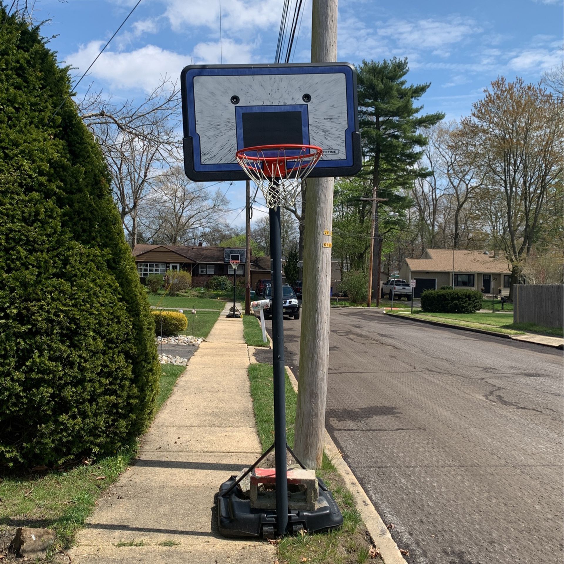 Basketball hoop, 8 foot